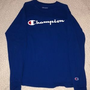 Champion long sleeve 💙❤️